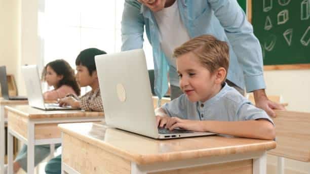 Web Development Skills Can Support Islamic Education Websites